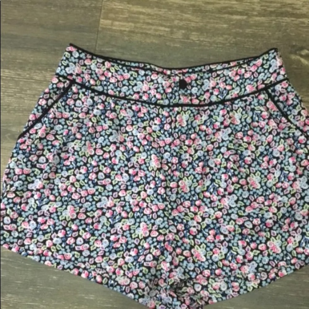 Divided by H&M high waisted shorts